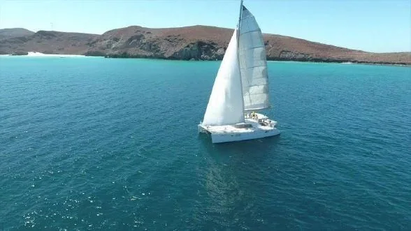 44 Lagoon